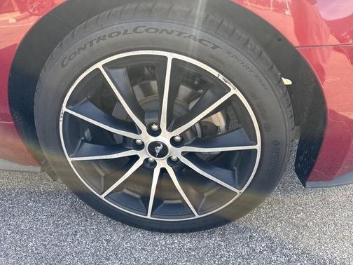 2017 Ford Mustang EcoBoost Premium