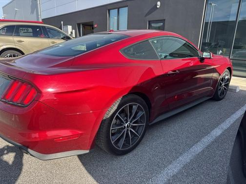 2017 Ford Mustang EcoBoost Premium