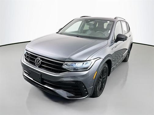 2022 Volkswagen Tiguan 2.0T SE R-Line Black