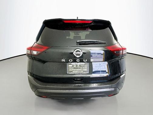 Black 2021 Nissan Rogue S