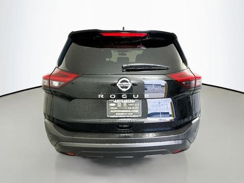 Black 2021 Nissan Rogue S