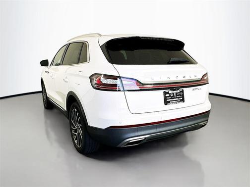2020 Lincoln Nautilus Reserve