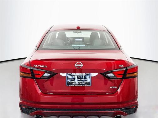 2025 Nissan Altima SL