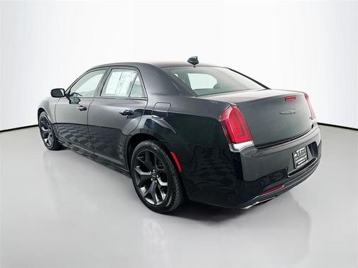 2021 Chrysler 300 S