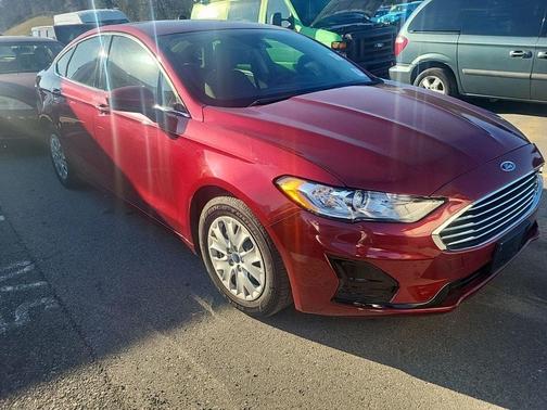 2019 Ford Fusion S