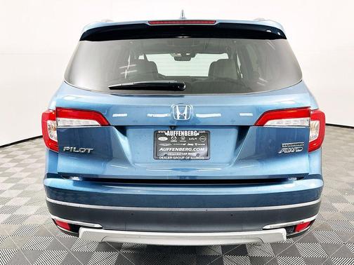 2019 Honda Pilot Touring 8-Passenger