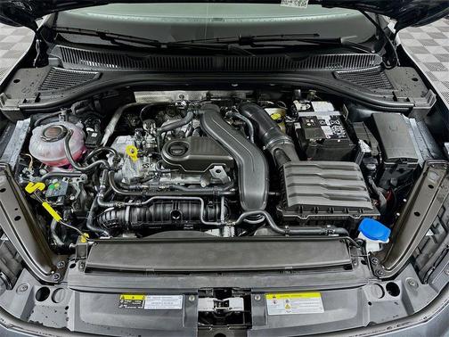 Platinum Gray Metallic 2026 Volkswagen Jetta 1.5T Sport