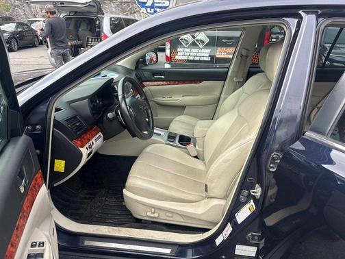 2012 Subaru Outback 3.6R Limited