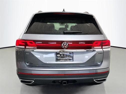 2025 Volkswagen Atlas 2.0T SE