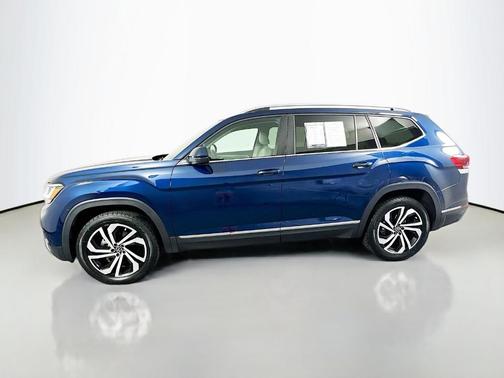 Tourmaline Blue Metallic 2022 Volkswagen Atlas 3.6L SEL
