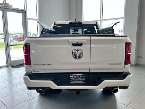 Ivory White 2026 RAM 1500 Tungsten