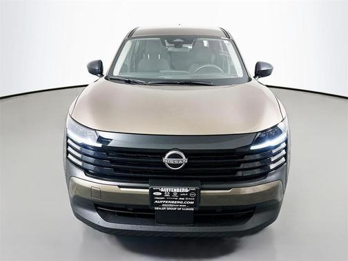2025 Nissan Kicks S