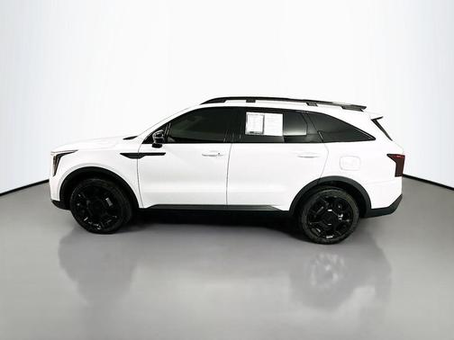Glacial White Pearl 2024 Kia Sorento X-Line EX