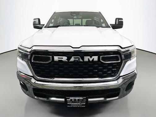 Bright White Clearcoat 2025 RAM 1500 Big Horn/Lone Star