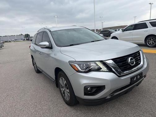 Brilliant Silver Metallic 2020 Nissan Pathfinder SV