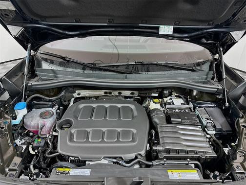 2026 Volkswagen Tiguan 2.0T SEL R-Line