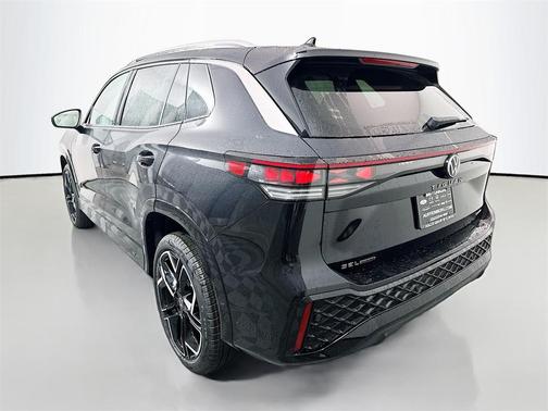 2026 Volkswagen Tiguan 2.0T SEL R-Line