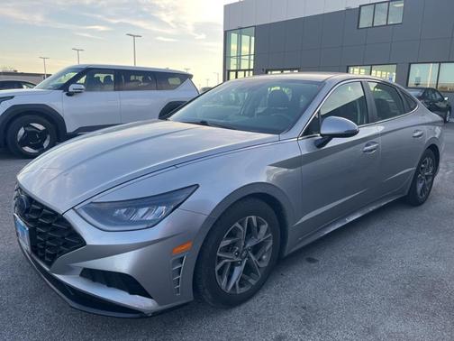 2021 Hyundai SONATA SEL