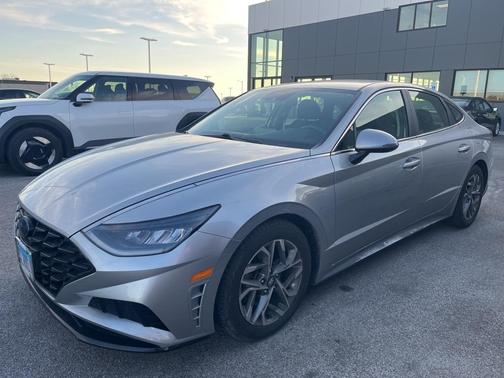 2021 Hyundai SONATA SEL