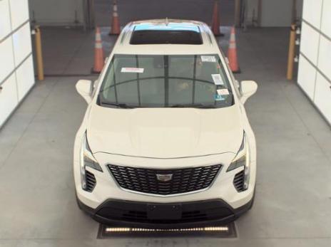 Crystal White 2020 Cadillac XT4 Luxury
