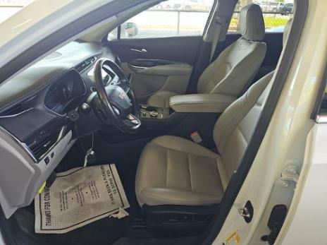 Crystal White 2020 Cadillac XT4 Luxury