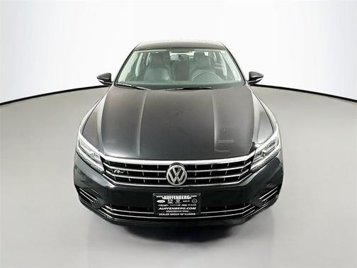 2018 Volkswagen Passat 2.0T R-Line