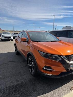2022 Nissan Rogue Sport SL