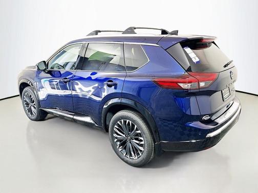 Deep Ocean Blue 2026 Nissan Rogue Platinum