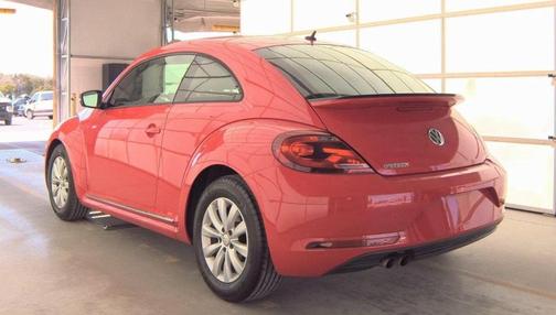2019 Volkswagen Beetle 2.0T S