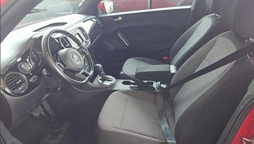 2019 Volkswagen Beetle 2.0T S
