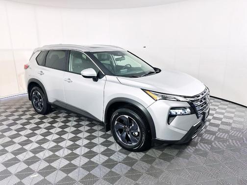 Brilliant Silver Metallic 2024 Nissan Rogue SV