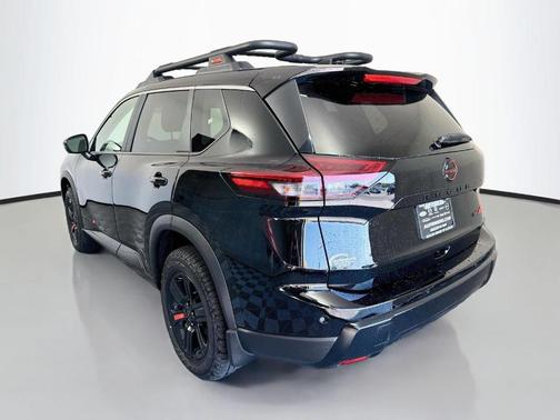 Super Black 2026 Nissan Rogue CREEK