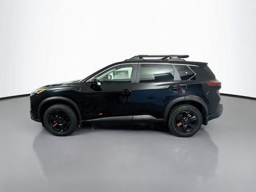 Super Black 2026 Nissan Rogue CREEK