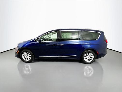 2020 Chrysler Pacifica Touring-L