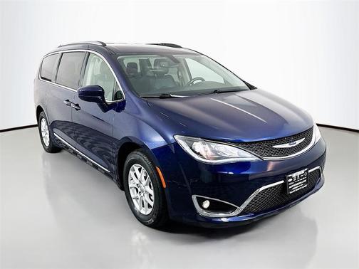 2020 Chrysler Pacifica Touring-L