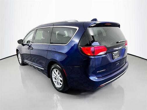 2020 Chrysler Pacifica Touring-L