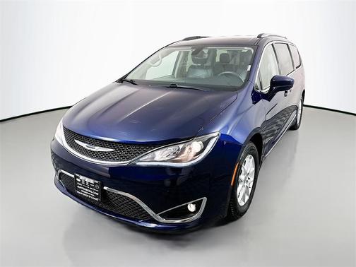 2020 Chrysler Pacifica Touring-L