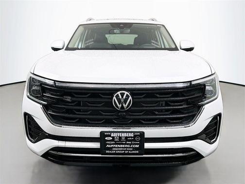 Opal White Pearl 2026 Volkswagen Atlas 2.0T SEL Premium R-Line
