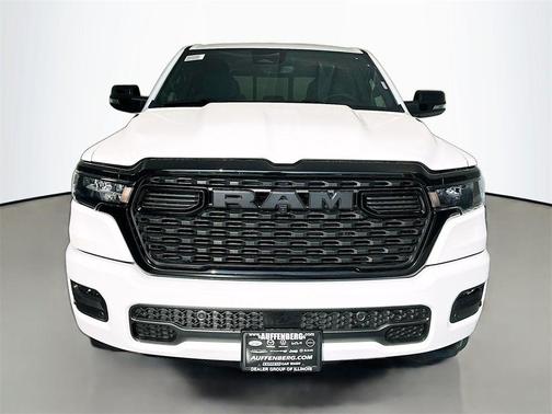 Bright White Clearcoat 2026 RAM 1500 Big Horn/Lone Star