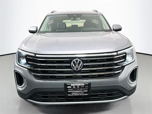 2025 Volkswagen Atlas 2.0T SE