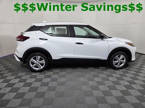 2025 Nissan Kicks Play S