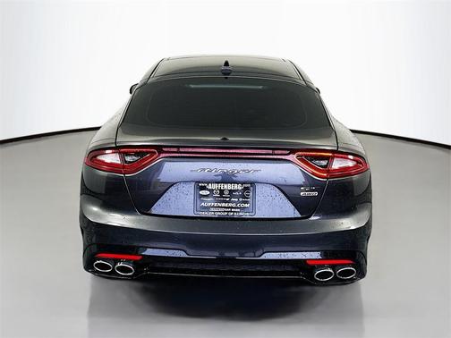 2021 Kia Stinger GT1