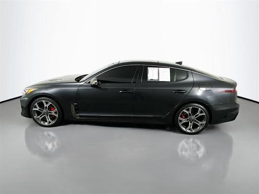 2021 Kia Stinger GT1
