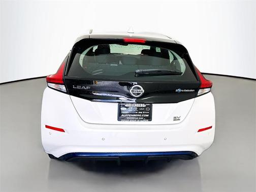 2020 Nissan Leaf SV PLUS