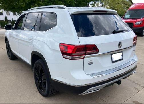 Pure White 2019 Volkswagen Atlas 3.6L SEL