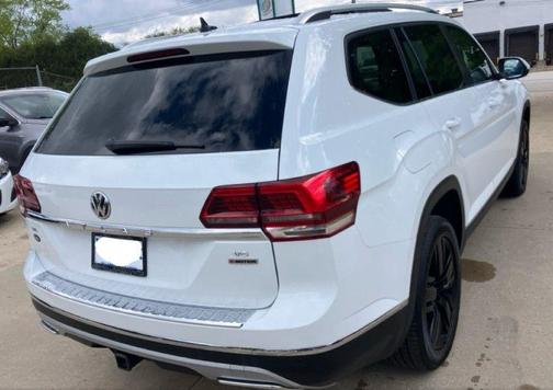 Pure White 2019 Volkswagen Atlas 3.6L SEL