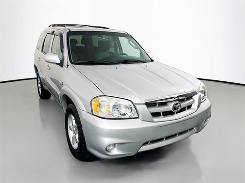 2005 Mazda Tribute s