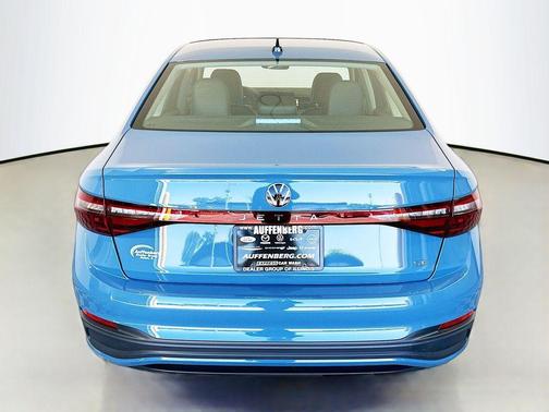 Monterey Blue Pearl 2026 Volkswagen Jetta 1.5T SE