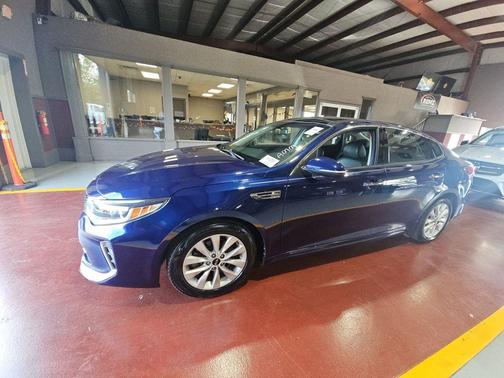 2018 Kia Optima S