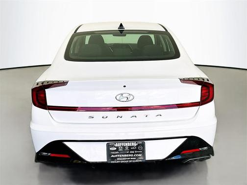 2022 Hyundai SONATA SEL